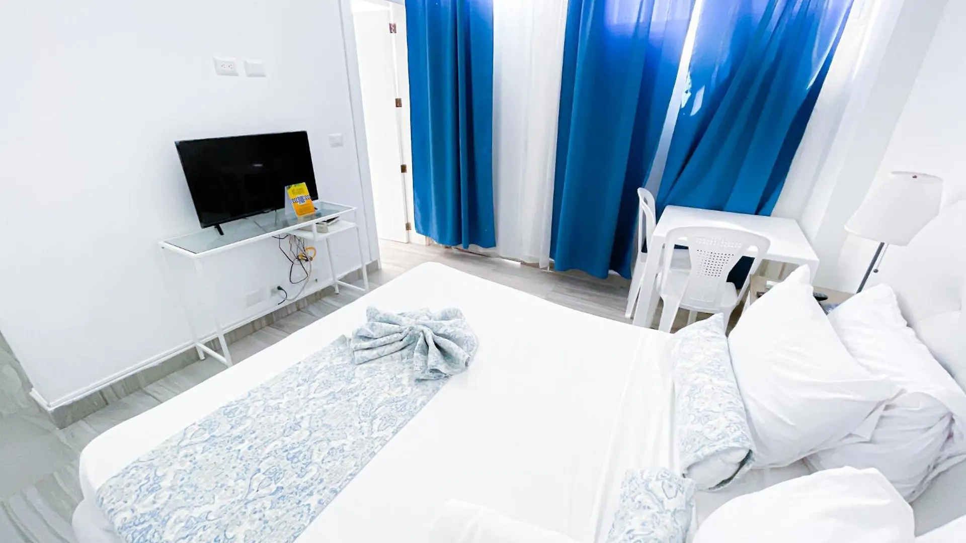 Ducassi Suites Rooms Hotel Beach Playa Bavaro Wifi Parking Rooftop Pool & Spa Punta Cana