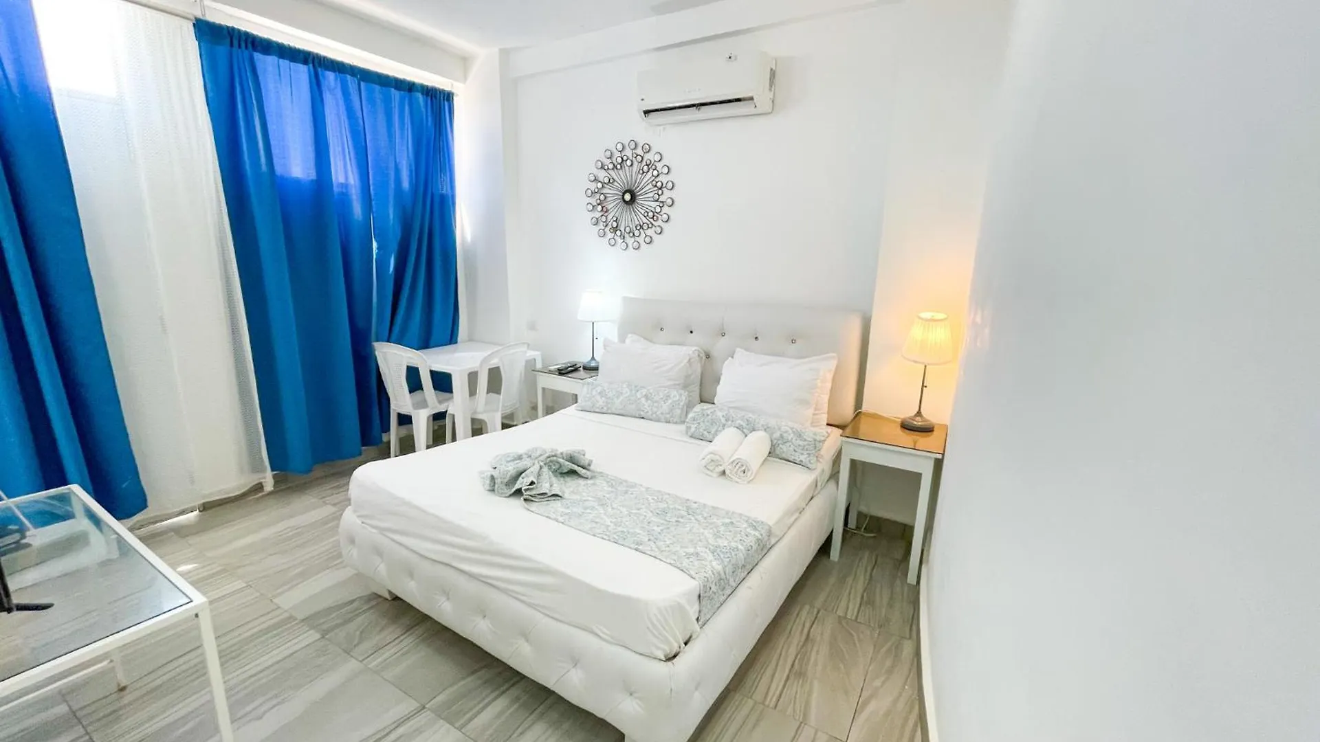 Ducassi Suites Rooms Hotel Beach Playa Bavaro Wifi Parking Rooftop Pool & Spa Punta Cana Dominican Republic